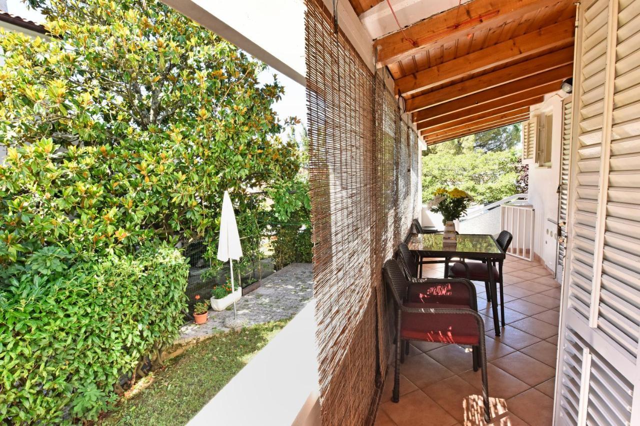 Apartment Nikola Poreč Dış mekan fotoğraf